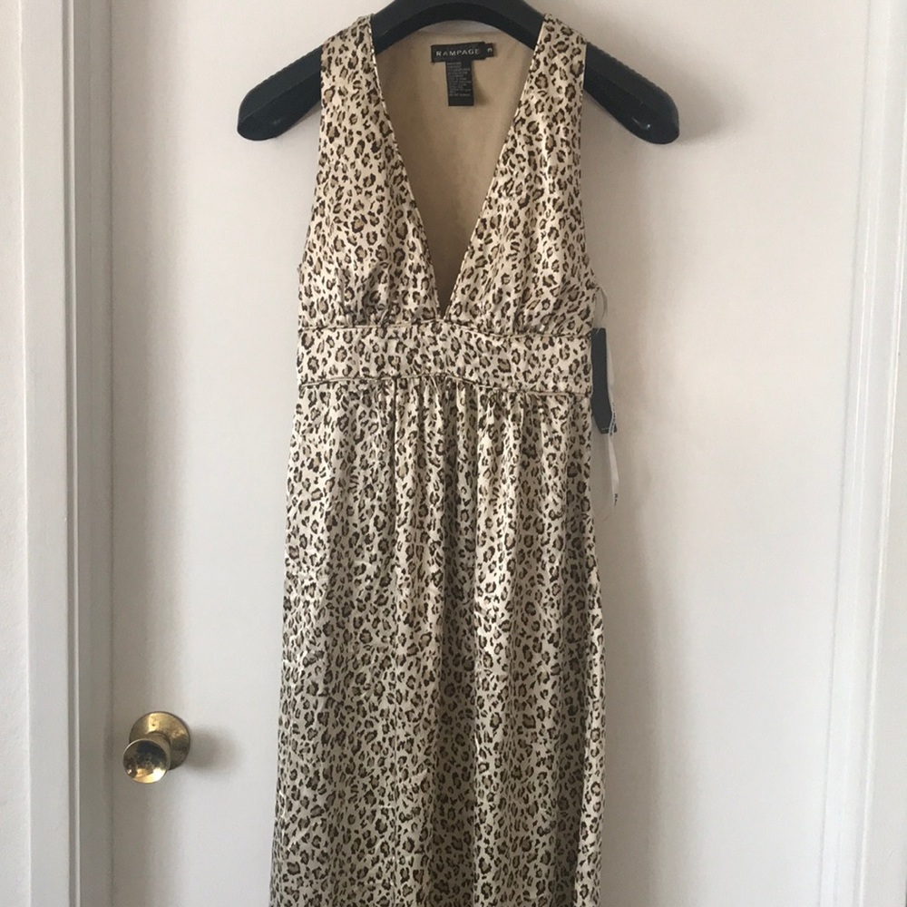 NWT Silky Leopard Print Maxi Dress